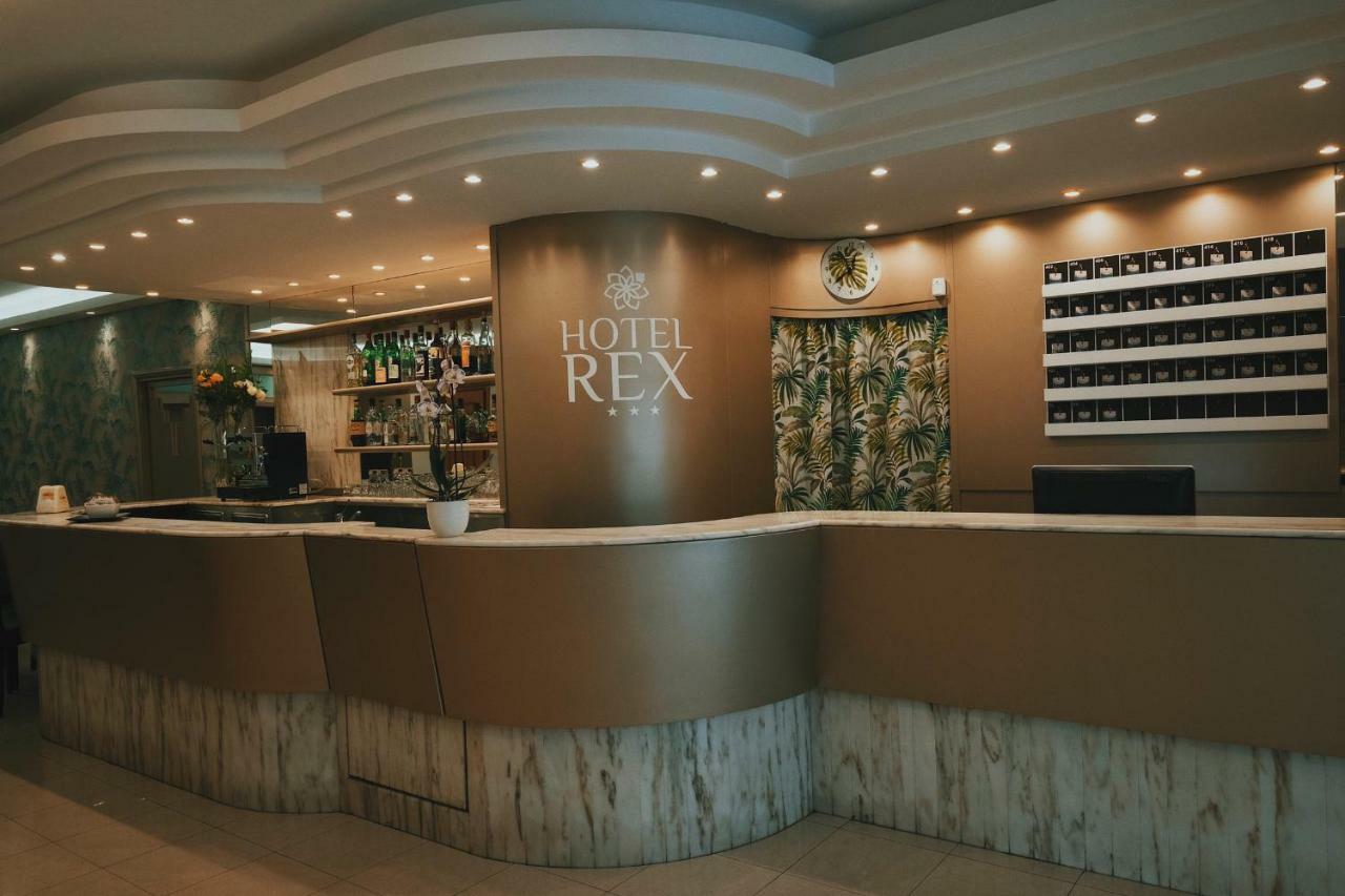 Hotel Rex Rimini Exterior photo